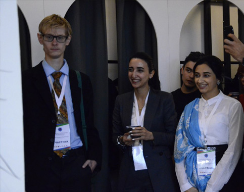 Участники Российско-Азербайджанского молодёжного форума посетили «ПРОСТО»